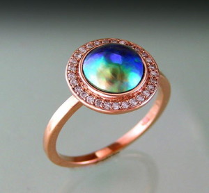 COLOUR in PAUA PEARLS