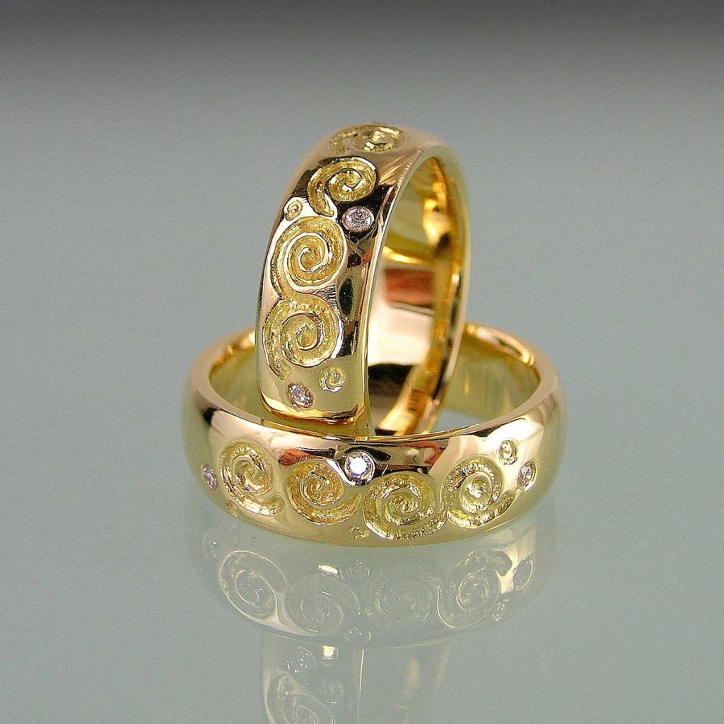 SCROLLS Wedding Bands