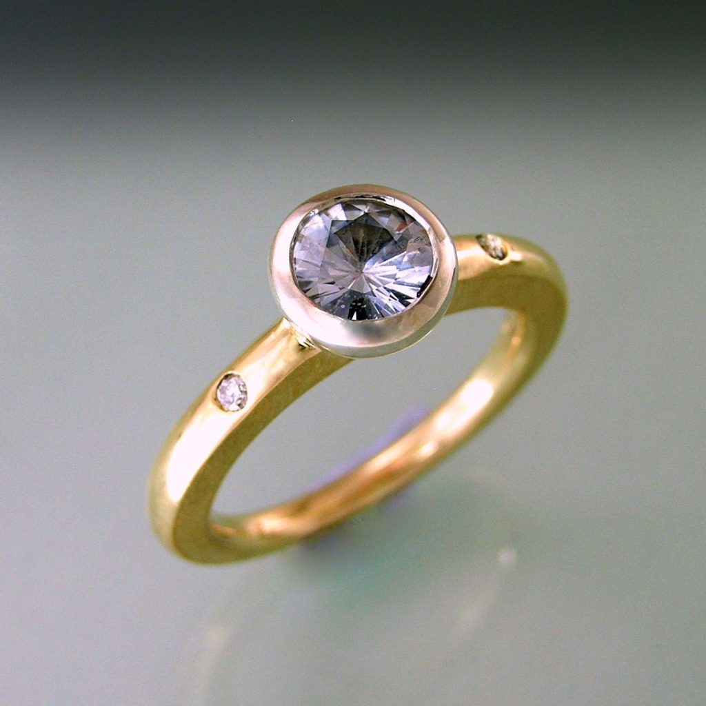 BEZEL Diamonds & Gold